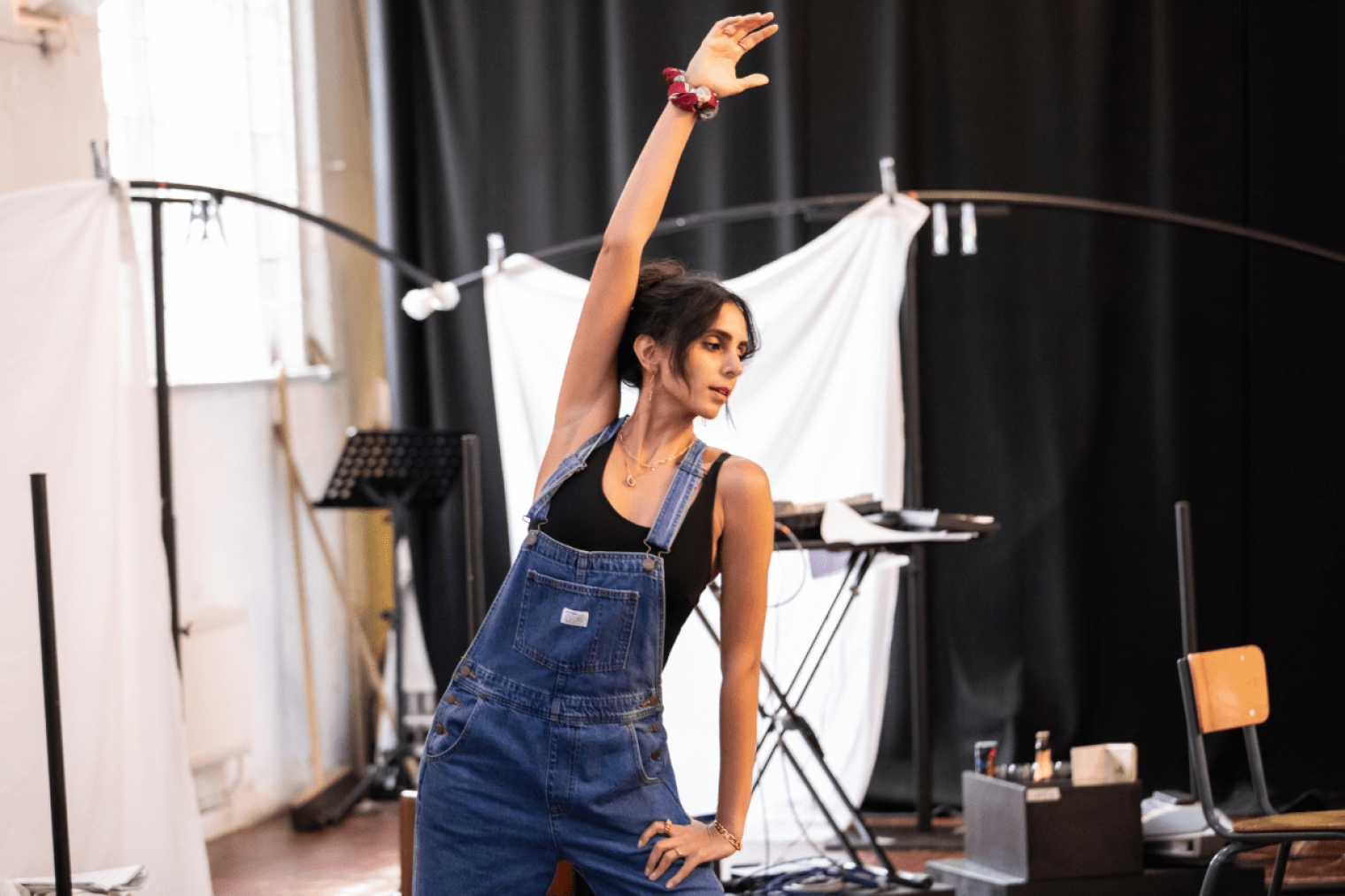 Anjli Mohindra stars in the UK premiere of critically acclaimed Dutch play 'The Years' which opens at London’s Almeida Theatre on 27th July